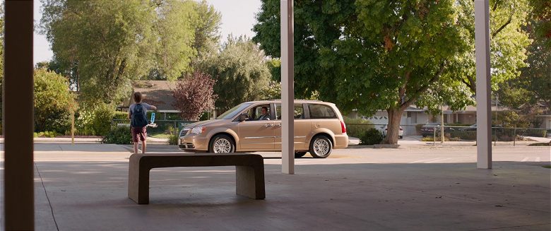 Chrysler Town & Country Car in Alexander and the Terrible, Horrible, No Good, Very Bad Day (1)