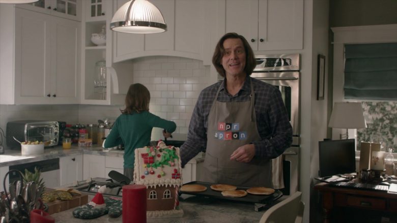 NPR Apron Worn by Jim Carrey as Jeff Piccirillo in Kidding Season 2 Episode 1 The Cleanest Liver in Columbus, Ohio (1)