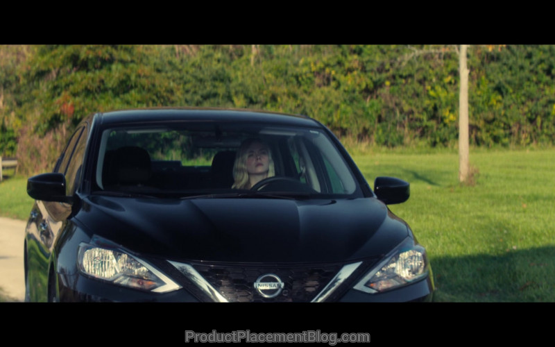 Nissan Sentra Car Driven by Elle Fanning as Violet Markey in All the Bright Places (3)