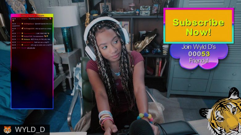 Razer Wireless Headset Used by Imani Hakim as Dana in Mythic Quest Raven's Banquet Season 1 Episode 7 Permadeath (3)