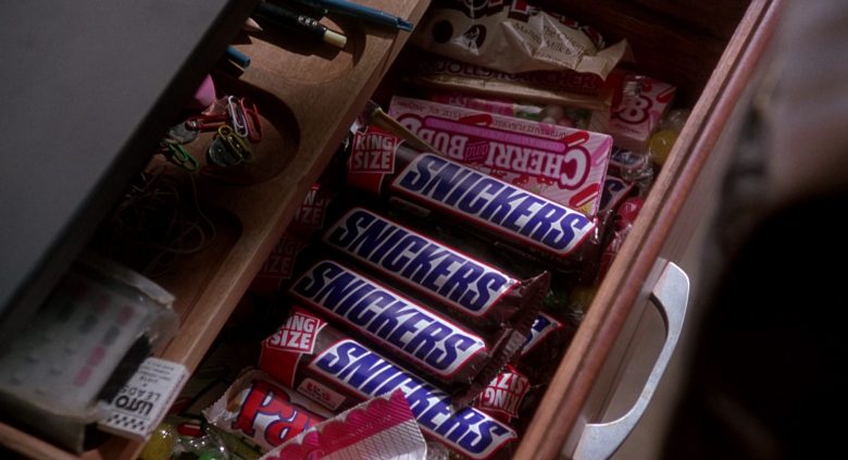 Snickers Chocolate Bars in The Nutty Professor (1996)
