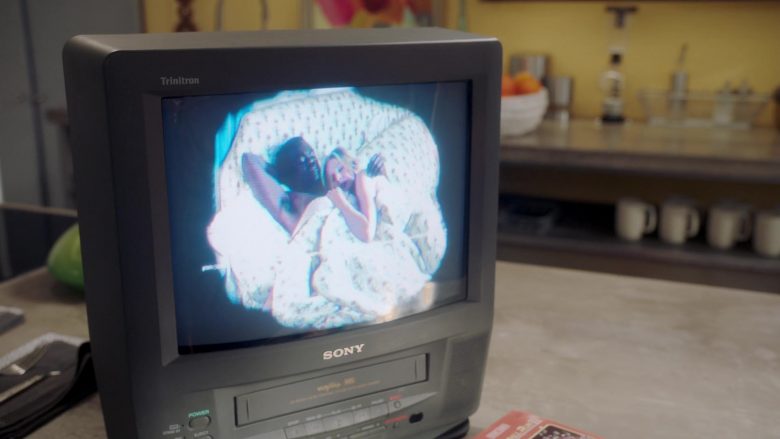 Sony Trinitron TV in The Good Place Season 4 Episode 13 Whenever You're Ready (1)