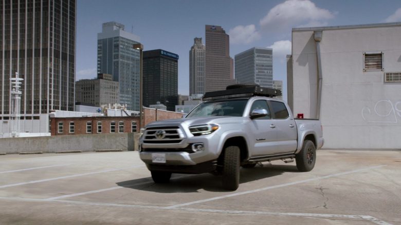 Toyota Tacoma Pickup Truck in MacGyver Season 4 Episode 1 Fire + Ashes + Legacy = Phoenix (5)