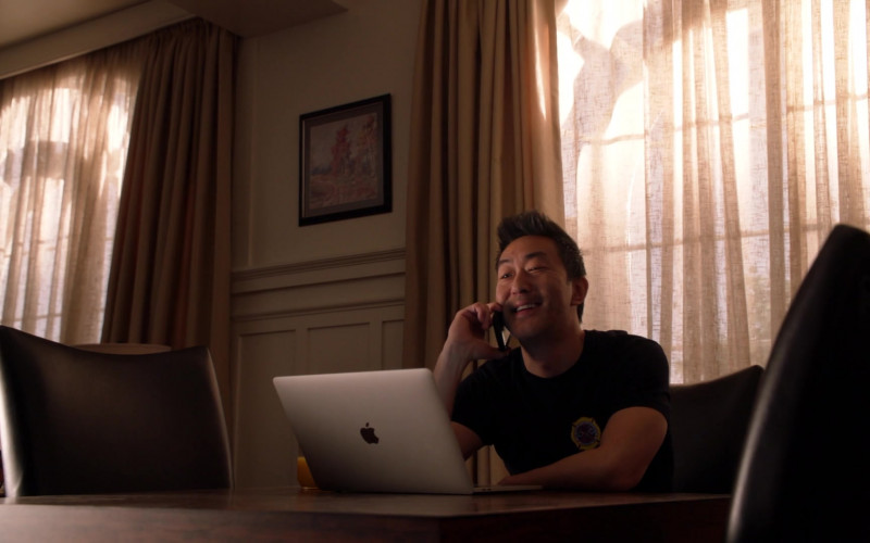 Apple MacBook Laptop Used by Kenneth Choi in 9-1-1 S03E13