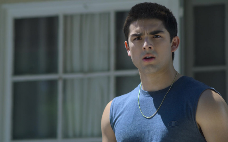 Champion T-Shirt Worn by Diego Tinoco as Cesar Diaz in On My Block S03E02 (2)