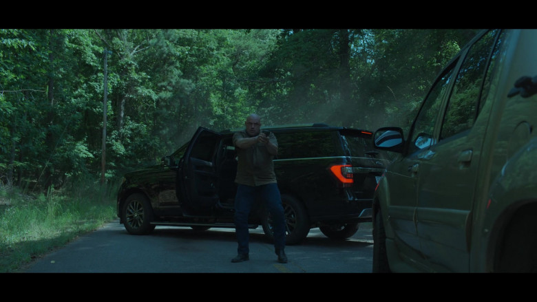 Ford Expedition Car in Ozark S03E03 (3)