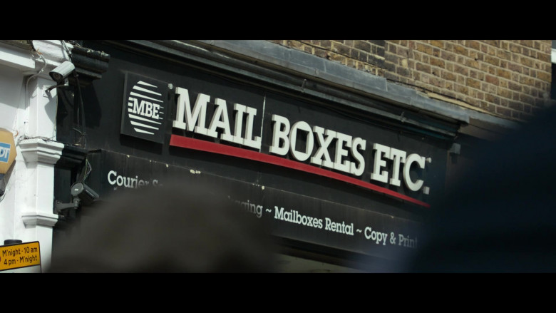 Mail Boxes Etc. in The Gentlemen (2)