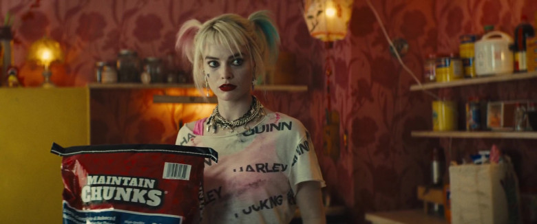Maintain Chunks Dog Food Held by Margot Robbie as Harleen Quinzel in Birds of Prey (5)
