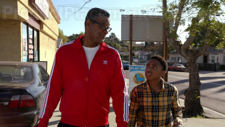 Adidas Men's Red Jacket Outfit in 9-1-1 S03E16 The One That Got Away (1)