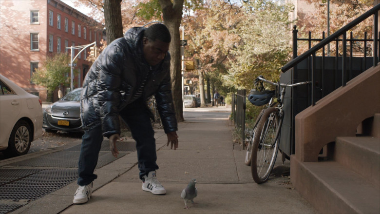 Adidas White Shoes of Tracy Morgan as Tray in The Last O.G. S03E01 (5)