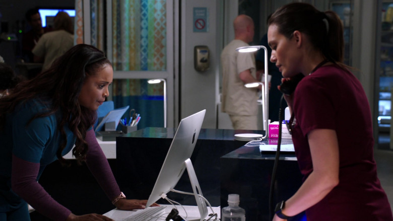 Apple iMac AIO Computers in Chicago Med S05E19 (3)