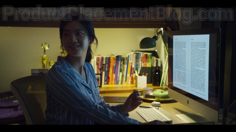 Apple iMac All-In-One Computer in Extracurricular – Korean Netflix Original Series (2)