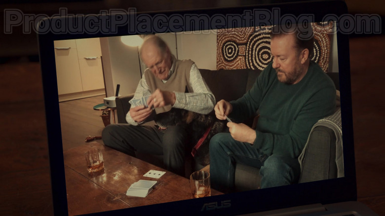 Asus Laptop Used by Ricky Gervais in After Life S02E05 (2020)