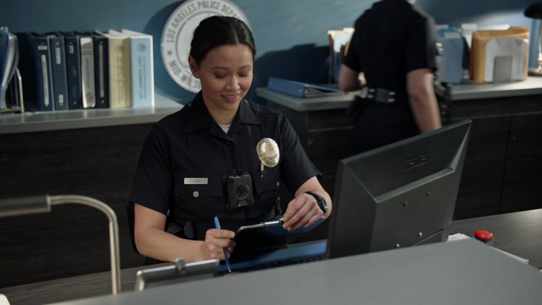 Asus Monitor Used by Melissa O'Neil as Lucy Chen in The Rookie S02E16 (1)