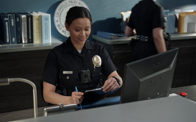 Asus Monitor Used by Melissa O'Neil as Lucy Chen in The Rookie S02E16 (1)