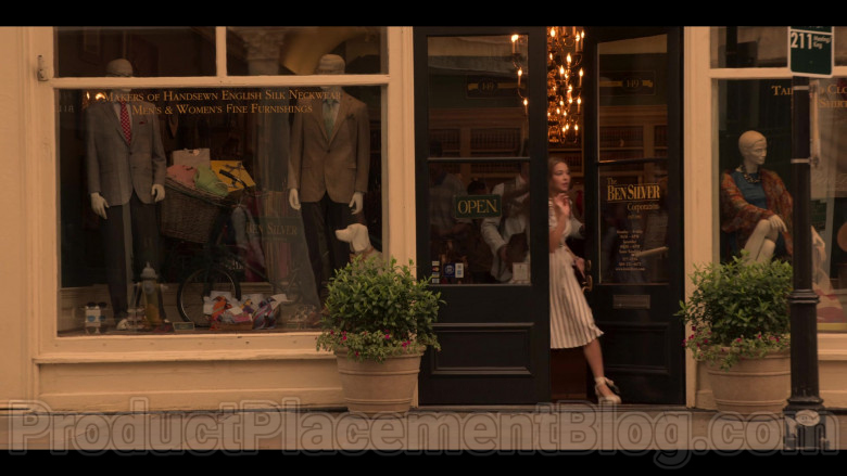 Ben Silver Store in Outer Banks S01E04 “Spy Games” (5)