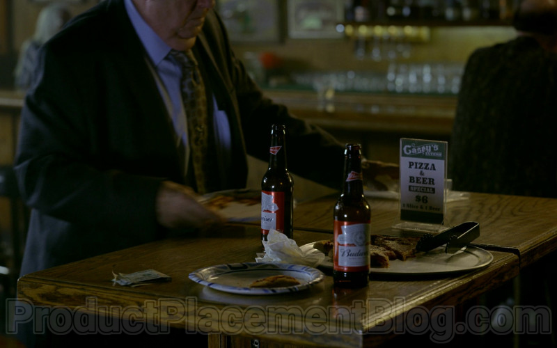 Budweiser Beer Bottles in Bosch S06E07