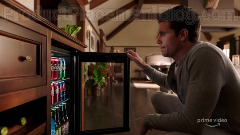 Coca-Cola, Sprite, Dr Pepper, Pepsi & Gatorade Drinks in Upload Season 1 (2020)