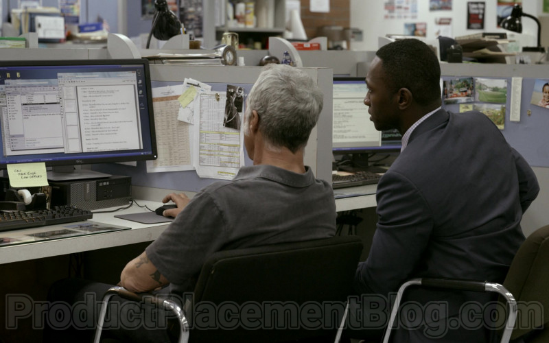 Dell Computer and Monitor of Titus Welliver in Bosch S06E06