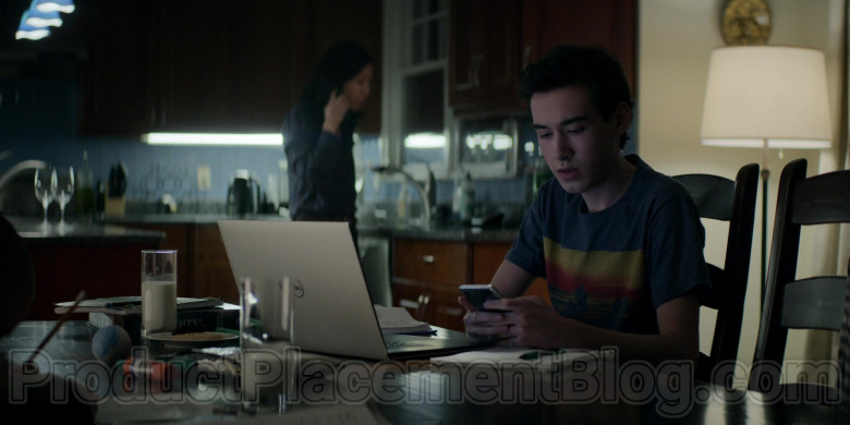 Dell Laptop in Defending Jacob S01E02 (2020)