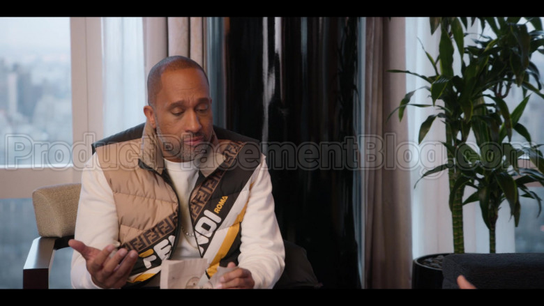 Fendi Vest of Kenya Barris in #blackAF S01E05 (3)