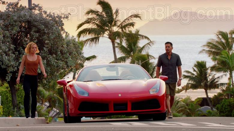 Ferrari Red Convertible Sports Car in Magnum P.I. S02E17 TV Series (11)