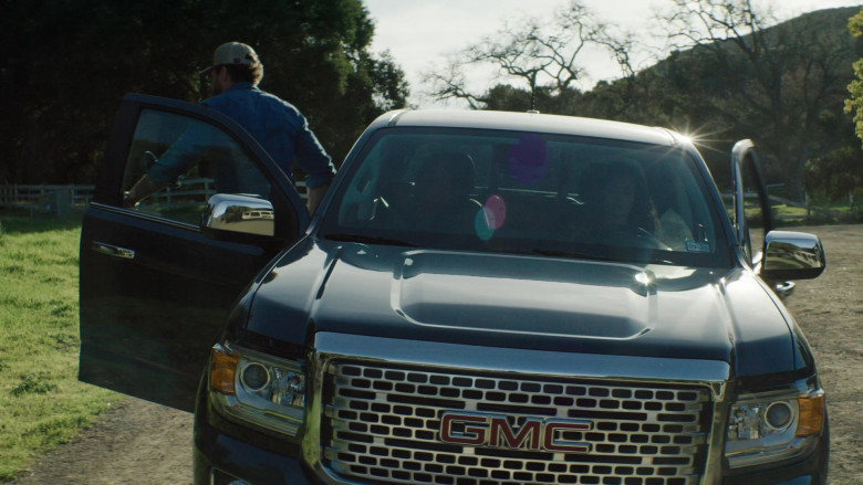 GMC Pickup Truck in SEAL Team S03E17 (2)
