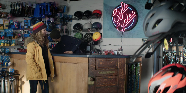 Giro Bike Helmets in Home Before Dark S01E05 The Green Bike (1)