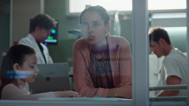 Microsoft Surface Laptop Computer in The Resident S03E20