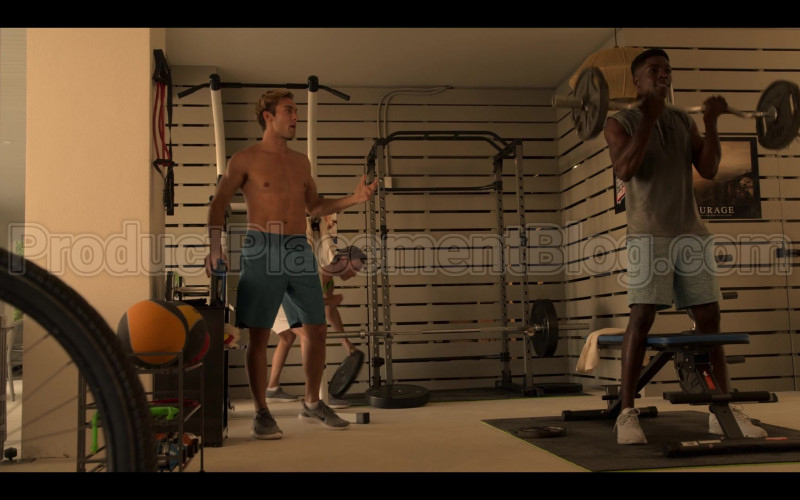 Nike Grey Sneakers of Austin North as Topper in Outer Banks S01E04