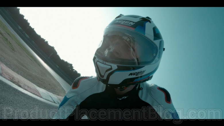 Nolan Motorcycle Helmet in Summertime S01E01 I Hate Summer (1)