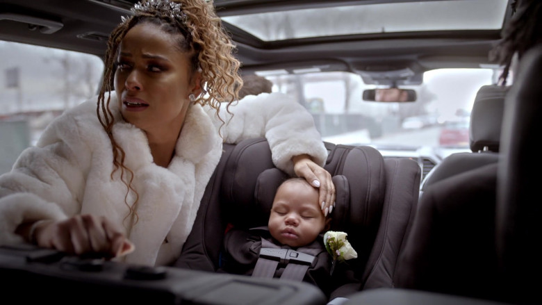Nuna Baby Car Seat in Empire S06E15 Love Me Still (2)