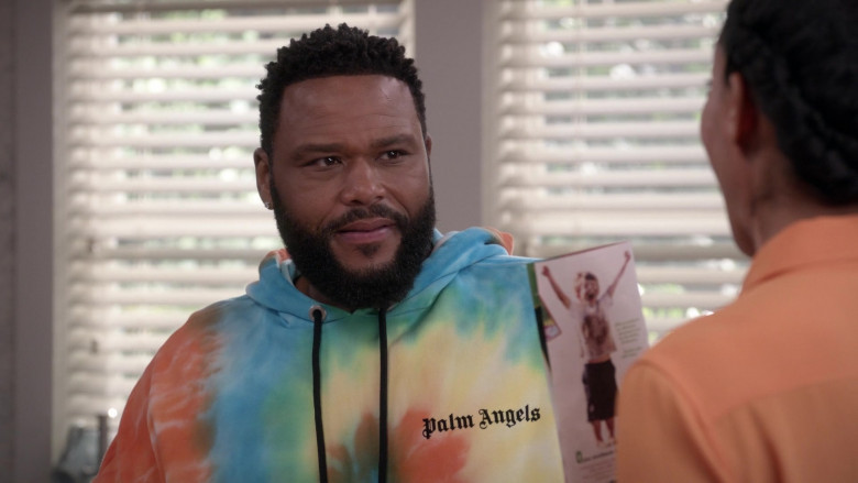 Palm Angels Logo Cotton Hoodie of Anthony Anderson in Black-ish S06E20 (3)