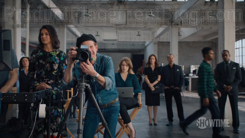 Phase One Camera System and Apple MacBook Laptop in Billions Season 5 (2020)