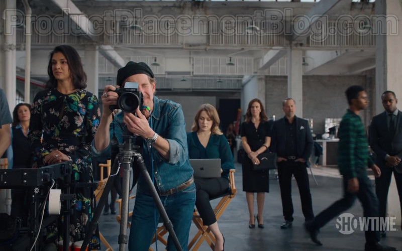 Phase One Camera System and Apple MacBook Laptop in Billions Season 5 (2020)