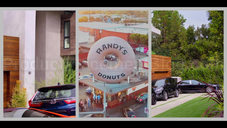 Randy's Donuts Donut Shop in #blackAF S01E02 (1)