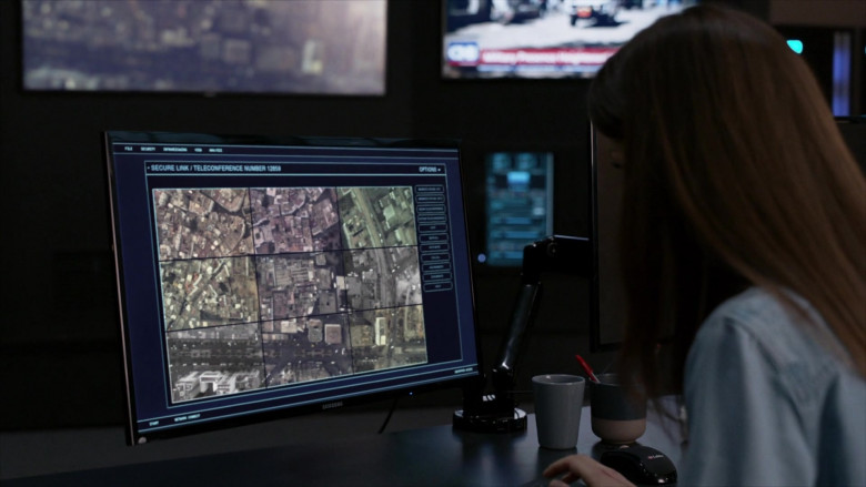 Samsung Monitor in Homeland S08E09