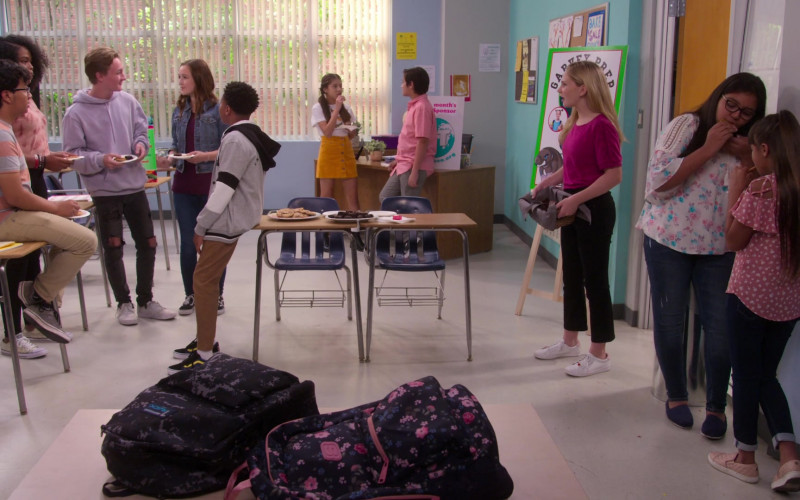 Skechers Floral Print Backpack in The Big Show Show S01E03