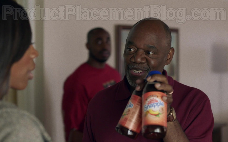 Snapple Drinks in Insecure S04E03 (2)