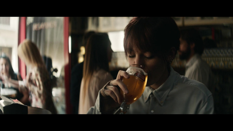 Stella Artois Beer Enjoyed by Blake Lively in The Rhythm Section (2)
