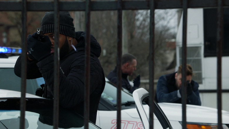 UA Gloves of LaRoyce Hawkins as Officer Kevin Atwater in Chicago P.D. S07E19