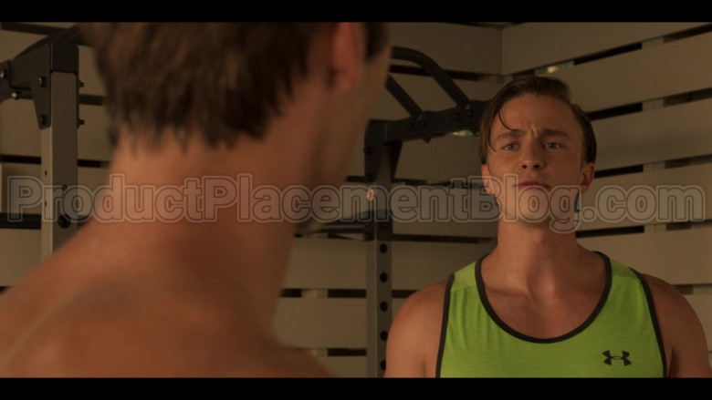 Under Armour Men's Green T-Shirt in Outer Banks S01E04 (2)
