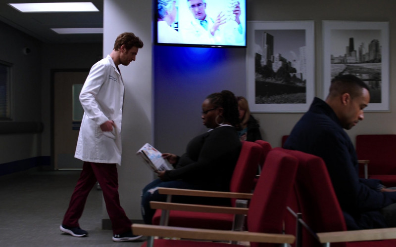 Under Armour Sneakers of Nick Gehlfuss as Dr. Will Halstead in Chicago Med S05E19