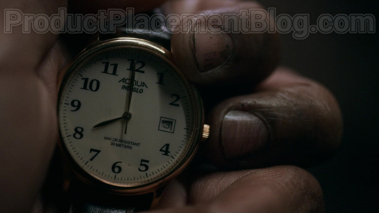 Actor Using Timex Acqua Indiglo Wrist Watch in Snowpiercer S01E01 TV Show (1)