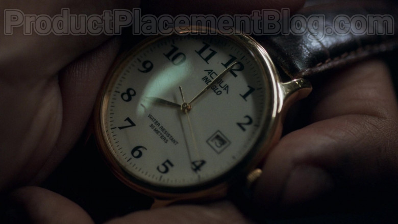 Actor Using Timex Acqua Indiglo Wrist Watch in Snowpiercer S01E01 TV Show (2)