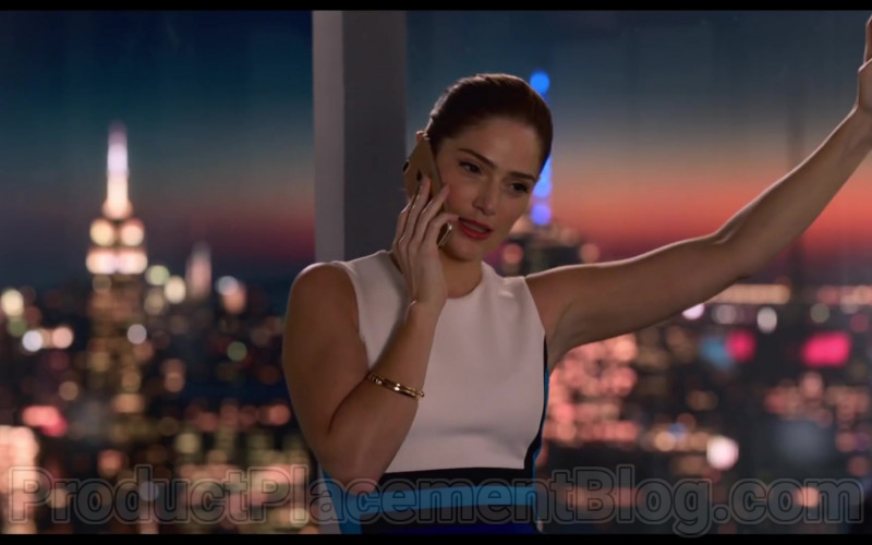Apple iPhone Smartphone Used by Janet Montgomery in Think Like a Dog (2020)
