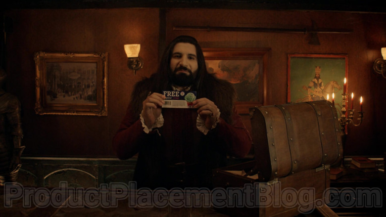 Baskin Robbins Coupon in What We Do in the Shadows S02E04 The Curse (2020)