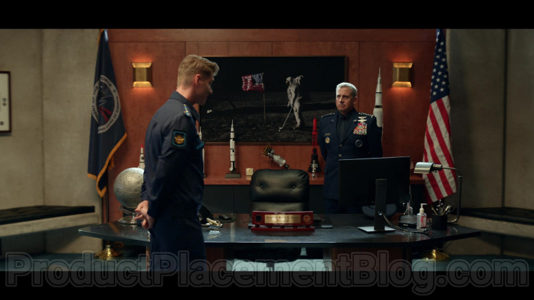 Dell Computer Monitor of Steve Carell as General Mark R. Naird in Space Force S01E01 The Launch 2020 (1)
