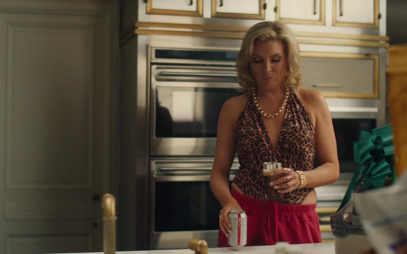 Diet Coke Enjoyed by June Diane Raphael in The High Note Movie (1)
