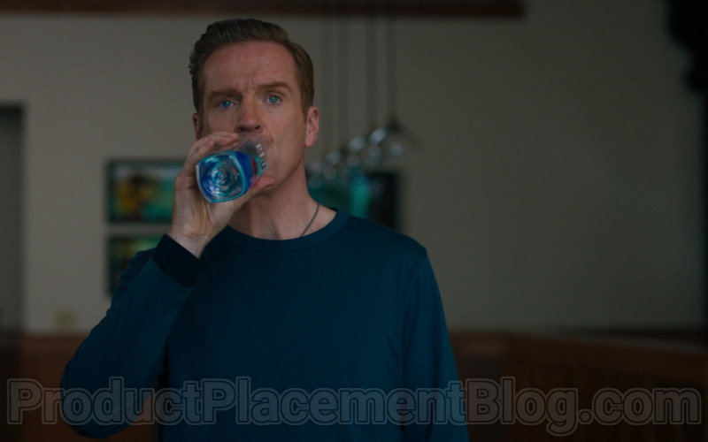 Fiji Water Enjoyed by Damian Lewis as Robert ‘Bobby' Axelrod in Billions S05E02 (2)
